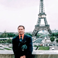 Image of Uma Javier Charles de Henley in Paris